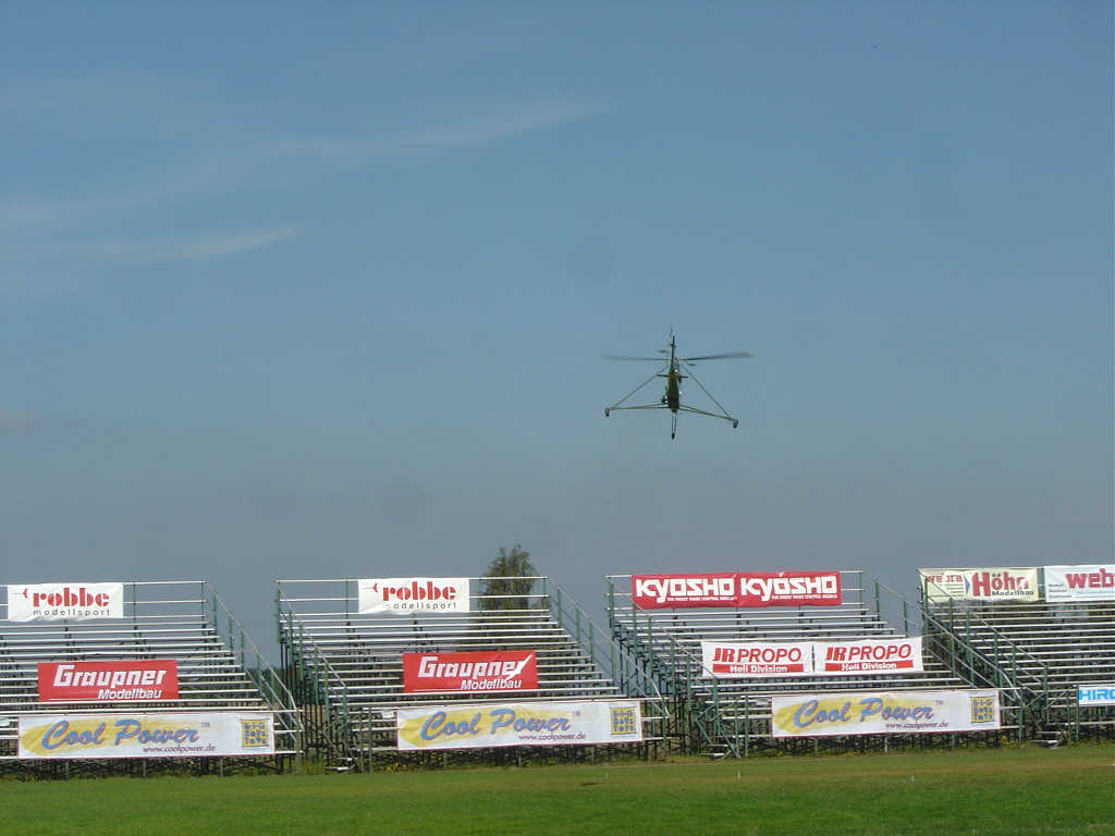 Hegi-Cobra : Schauflug von Ewald Glanzer während der F3C EM in Bitburg