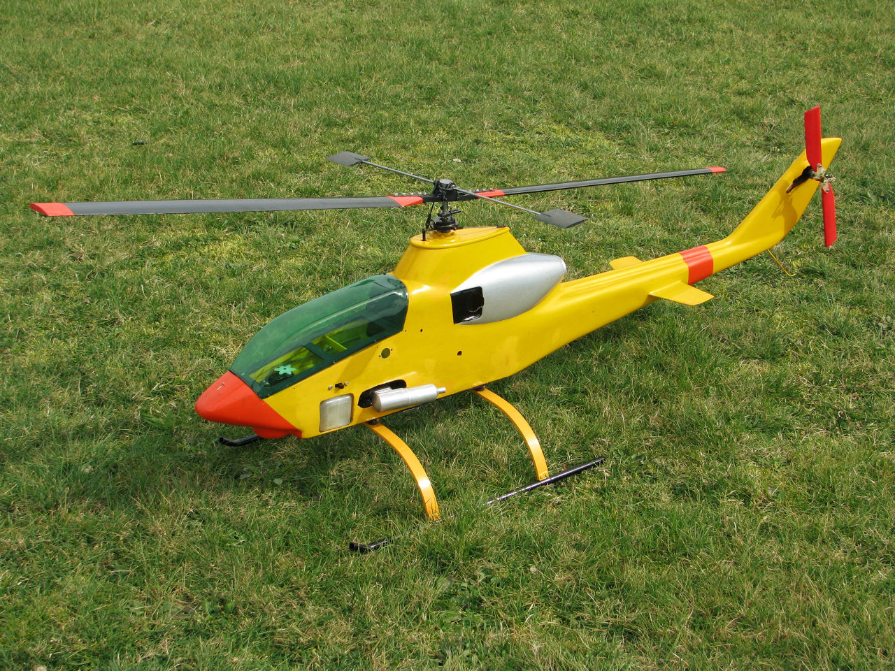 Kalt Huey Cobra 450